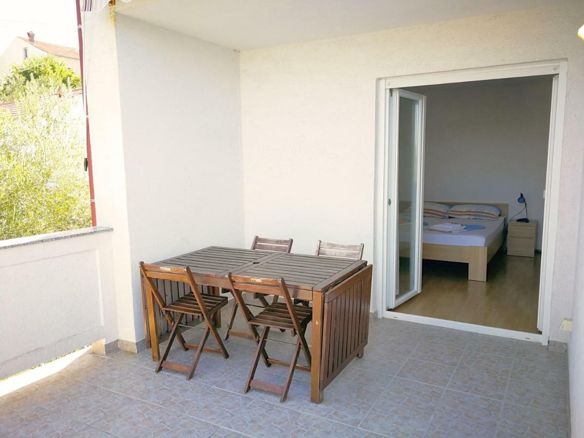 Family Friendly Apartments Island Rab 캄포르 외부 사진